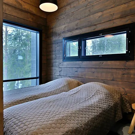 Taruilevi 3 Inc Hot Tub بيت للعطل