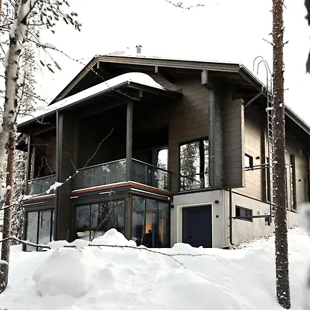 Taruilevi 3 Inc Hot Tub